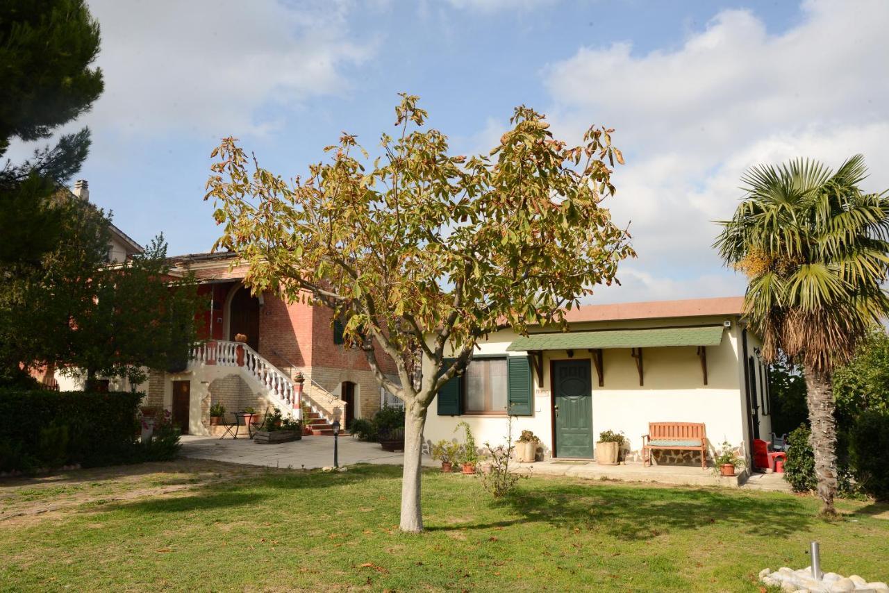 La Casa Di Andrea Hotel Chieti Luaran gambar